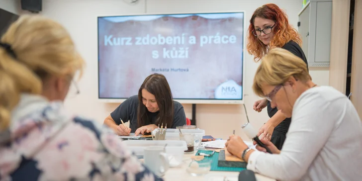 Kurzy práce s kůží pro začátečníky nebo pokročilé: zdobení, ražba i barvení