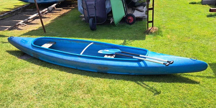 Pronájem kánoe pro 2-3 osoby nebo paddleboardu pro jednoho: včetně příslušenství