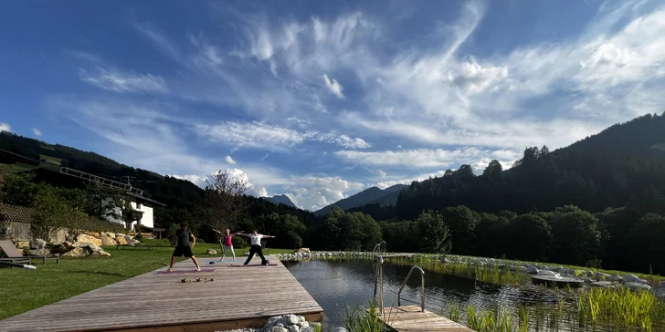 Tyrolsko a Kitzbühelské Alpy: snídaně či polopenze, wellness s jezírkem a 5 druhy saun