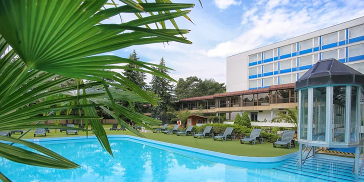 Lázeňský pobyt v Piešťanech s all inclusive stravou, léčebnou koupelí i bazény