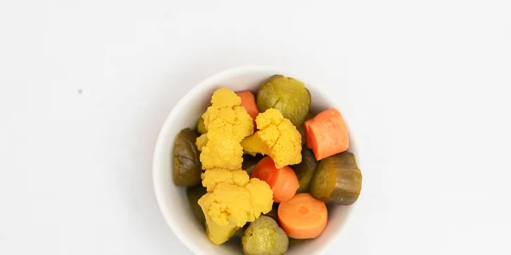 Originální perské menu s sebou pro 2 nebo 4 osoby: polévka, hlavní chod, salát i nápoj