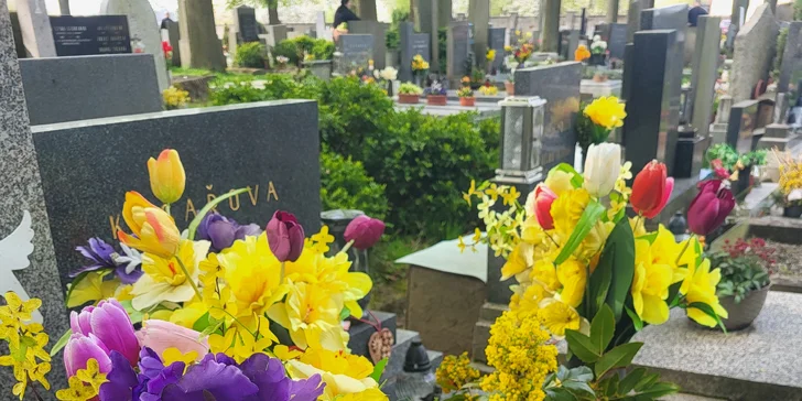 Důstojné místo posledního odpočinku: úklid jednou nebo dvakrát ročně