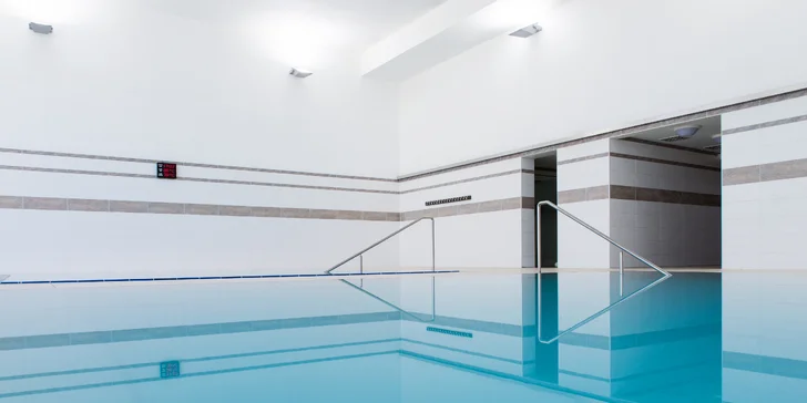 Pobyt ve 4* lázeňském hotelu v Piešťanech: polopenze, neomezené sauny a bazény i minerální koupel