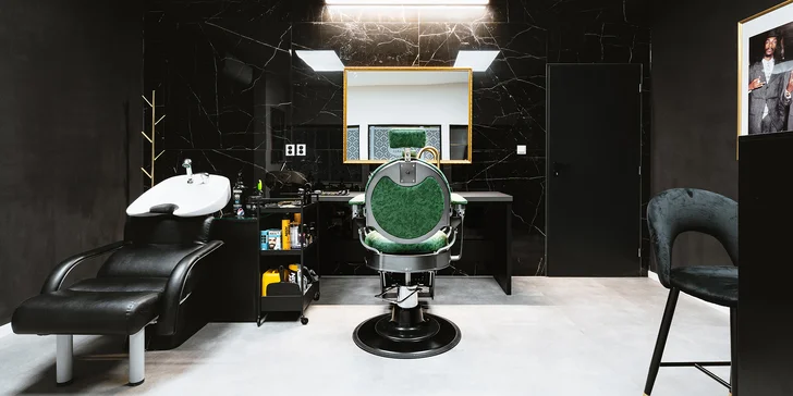 Barber péče: úprava vousů i obočí, střih vč. stylingu nebo kompletní balíček