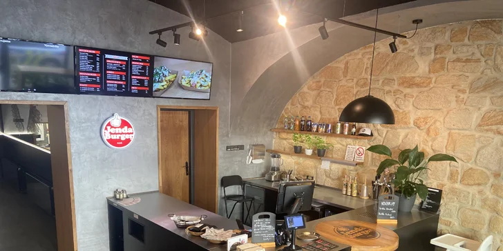 Zarolovaná dobrota: kuřecí nebo hovězí tortilla pro 1 osobu