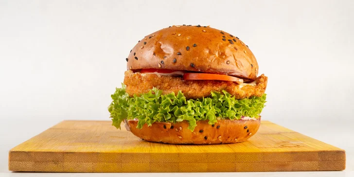 Burger podle výběru ze 4 druhů a domácí hranolky pro 1 nebo 2 osoby