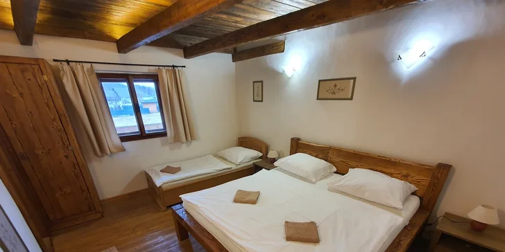Apartmán nebo pokoj na farmě na západním Slovensku: zvířata, privátní wellness a snídaně