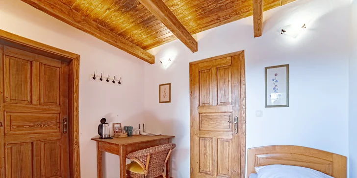 Apartmán nebo pokoj na farmě na západním Slovensku: zvířata, privátní wellness a snídaně