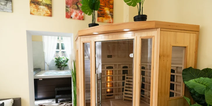 Zámek d'Este u Třeboně: pobyt se snídaní nebo i privátním wellness a zámeckým farmaparkem