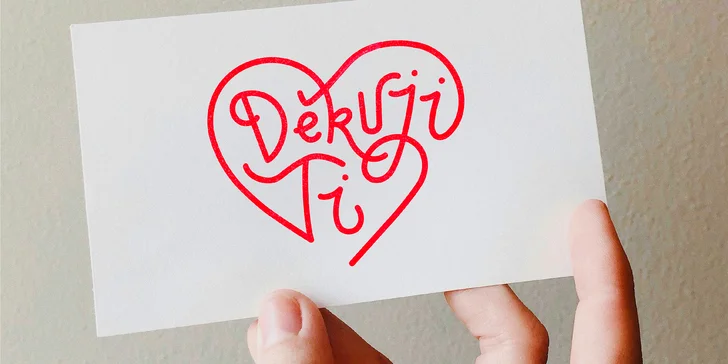 Ručně psaný text jako umělecké dílo: kurzy letteringu pro 1 až 3 osoby