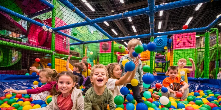 Permanentka do polského zábavního parku Legendia na celou sezónu: 40 super atrakcí