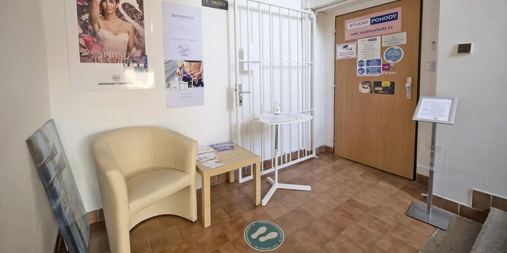 Chemický peeling nové generace pro zmírnění akné, vrásek a sjednocení pleti
