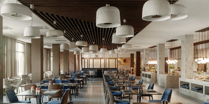 Luxusní 5* resort u Mazurských jezer: obří aquapark se saunami, polopenze i možnost spa procedur