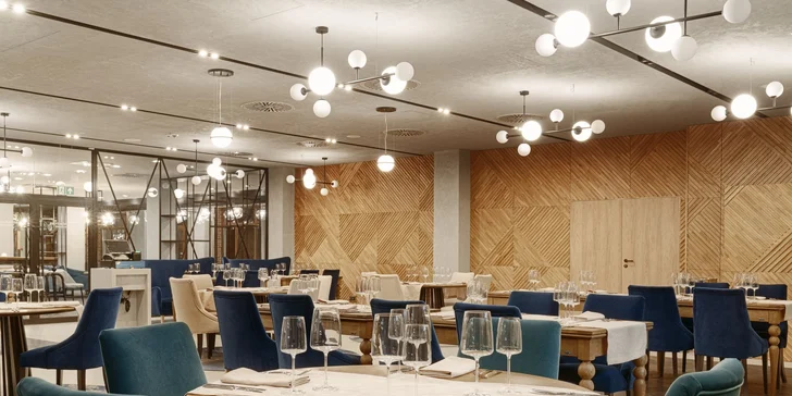 Luxusní 5* resort u Mazurských jezer: obří aquapark se saunami, polopenze i možnost spa procedur