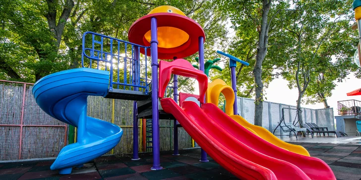 Pobyt u Slunečných jezer s polopenzí, wellness i vstupem do aquaparku