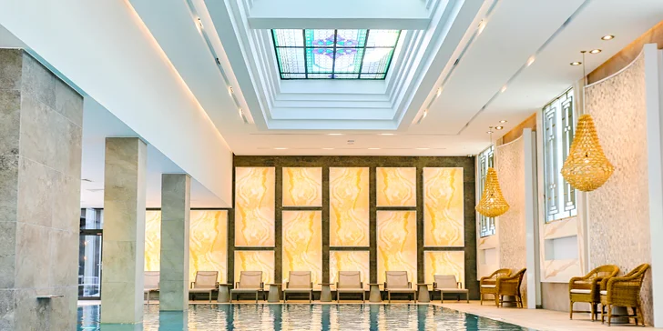 Wellness pobyt v Piešťanech: 5* hotel s lázeňskými procedurami a polopenzí