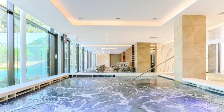 Pobyt s polopenzí, neomezeným wellness a procedurou v 5* hotelu Thermia Palace v Piešťanech