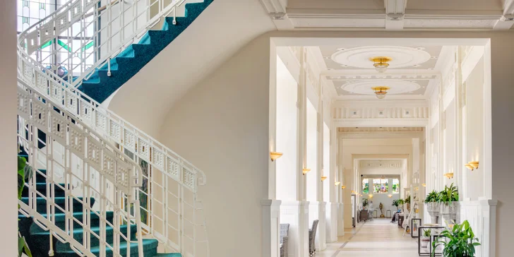 Wellness pobyt v Piešťanech: 5* hotel s lázeňskými procedurami a polopenzí