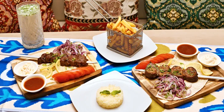 Otevřené vouchery na 1 000 až 2 000 Kč do autentické uzbecké restaurace