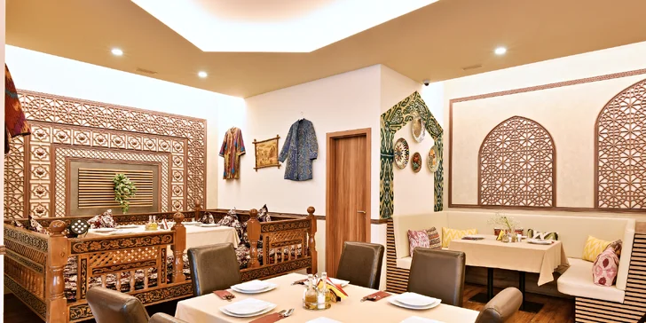 Otevřené vouchery na 1 000 až 2 000 Kč do autentické uzbecké restaurace