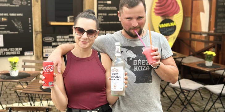 Alkoholické osvěžení pro 1 až 2 osoby: cuba libre nebo daiquiri