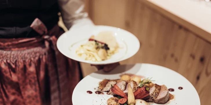 4* dovolená v Tyrolsku: polopenze plus, neomezeně wellness, nedaleko skaireálu Hochoetz