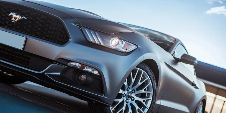 Stylový Ford Mustang: zapůjčení na 15 min. až celý týden