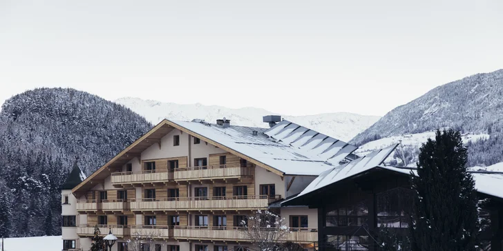 4* dovolená v Tyrolsku: polopenze plus, neomezeně wellness, nedaleko skaireálu Hochoetz