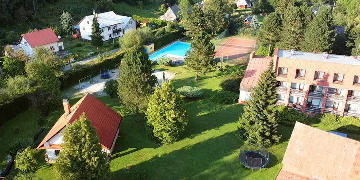 Dovolená v Jeseníkách v Lipové-lázních: snídaně, privátní wellness a slevy na atrakce
