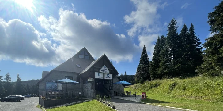 Dovolená v Jeseníkách: horský hotel se snídaní či polopenzí, 4 km od Pradědu