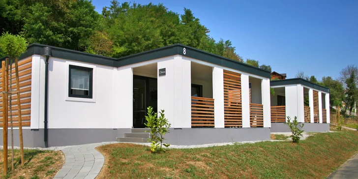 Chorvatské termály Jezerčica: mobilní domky pro 6 osob a vstupy do aquaparku s 8 bazény