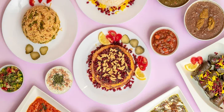 Originální perské menu s sebou pro 2 nebo 4 osoby: polévka, hlavní chod, salát i nápoj