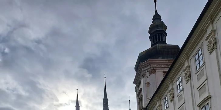 Odhalte vraždu v Kutné Hoře: venkovní úniková hra až pro 8 hráčů