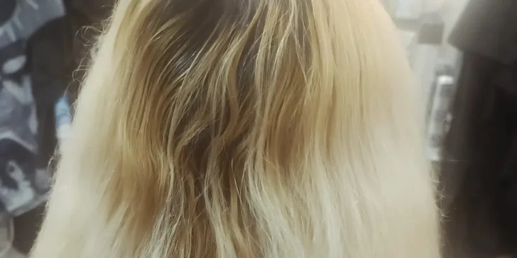 Brazilský keratin nebo intenzivní výživa pro všechny délky vlasů v Benešově