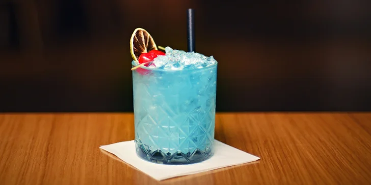 All you can drink v hotelu Innside v cetru Prahy: neomezená konzumace vybraných koktejlů pro dva