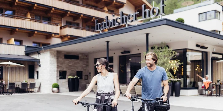 4* dovolená v Tyrolsku: polopenze plus, neomezeně wellness, půjčení kol i sommercard