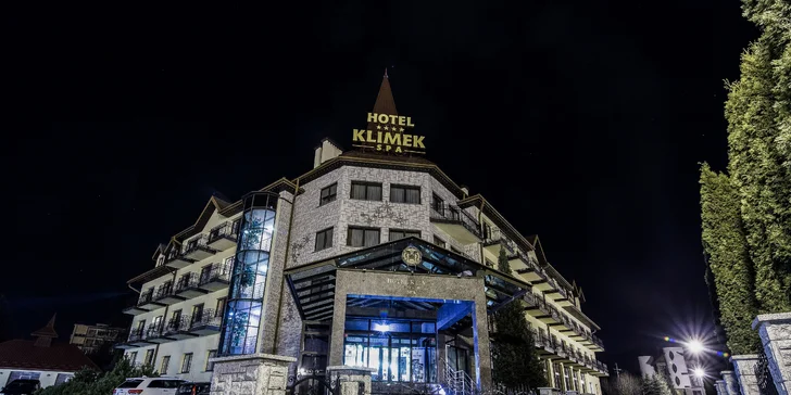 Pobyt u lázeňského města Muszyna: hotel s vlastním aquaparkem, snídaně nebo polopenze
