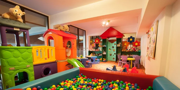 Pobyt u lázeňského města Muszyna: hotel s vlastním aquaparkem, snídaně nebo polopenze