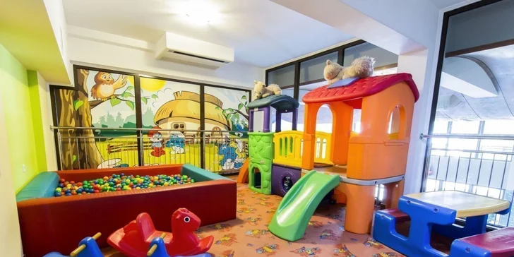 Pobyt u lázeňského města Muszyna: hotel s vlastním aquaparkem, snídaně nebo polopenze