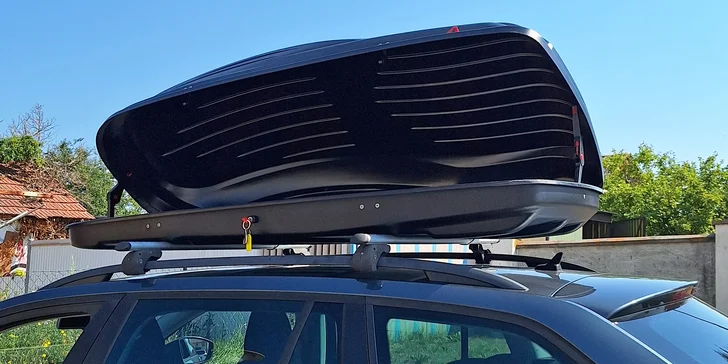 Pronájem střešních boxů i příčníků na auto vč. zapůjčení společenské hry: 1 den