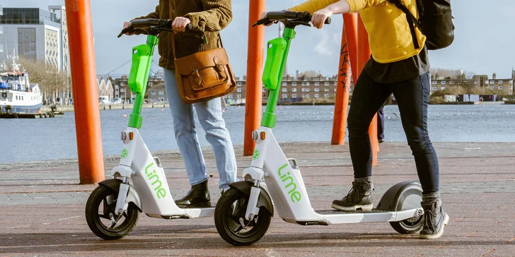 1-16 desetiminutových jízd na elektrické koloběžce nebo elektrokole Lime: Praha, Brno i Ostrava