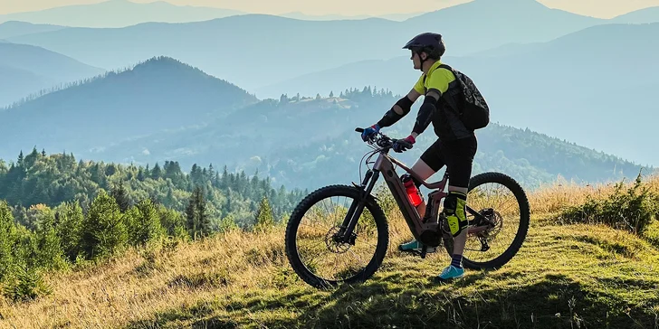 Půjčení elektrokol Apache na 1, 2 nebo 6 dní: výdrž baterie až 130 km