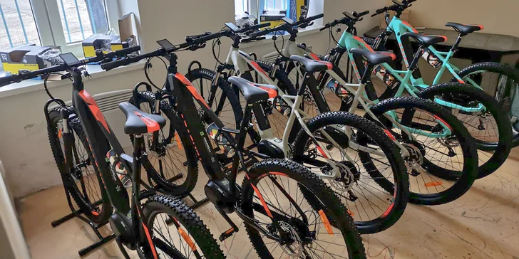 Půjčení elektrokol Apache na 1, 2 nebo 6 dní: výdrž baterie až 130 km