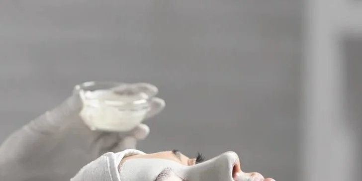 Omlazující masáž, peeling očního okolí FillMed nebo JaluPro peeling obličeje