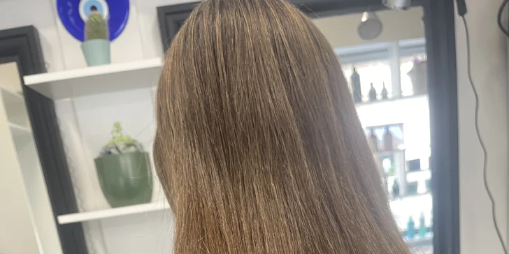 Kadeřnické balíčky pro dámy: střih i včetně barvení nebo balayage