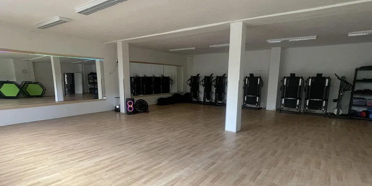 1 vstup nebo permanentka na 10 lekcí zumby, pilates, jógy, HIIT a dalších
