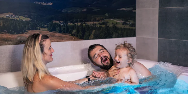 Krkonošská pohádka: rodinný pobyt s programem, wellness a jídlem