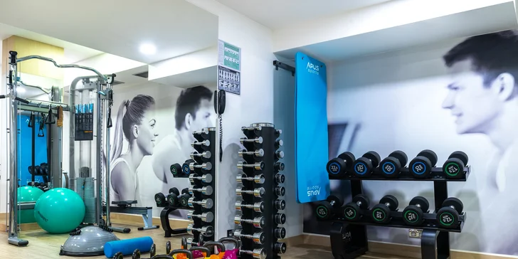 Pobyt v luxusním 4* hotelu v Praze pro pár i rodinu: snídaně, polopenze, sauna, fitness