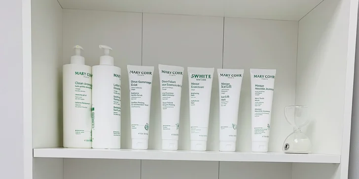 Kosmetické ošetření pleti: hloubkové čištění, peeling i diamantová mikrodermabraze