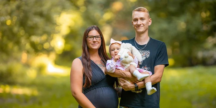Exteriérové focení jednotlivců nebo celé rodiny: 8 upravených fotografií